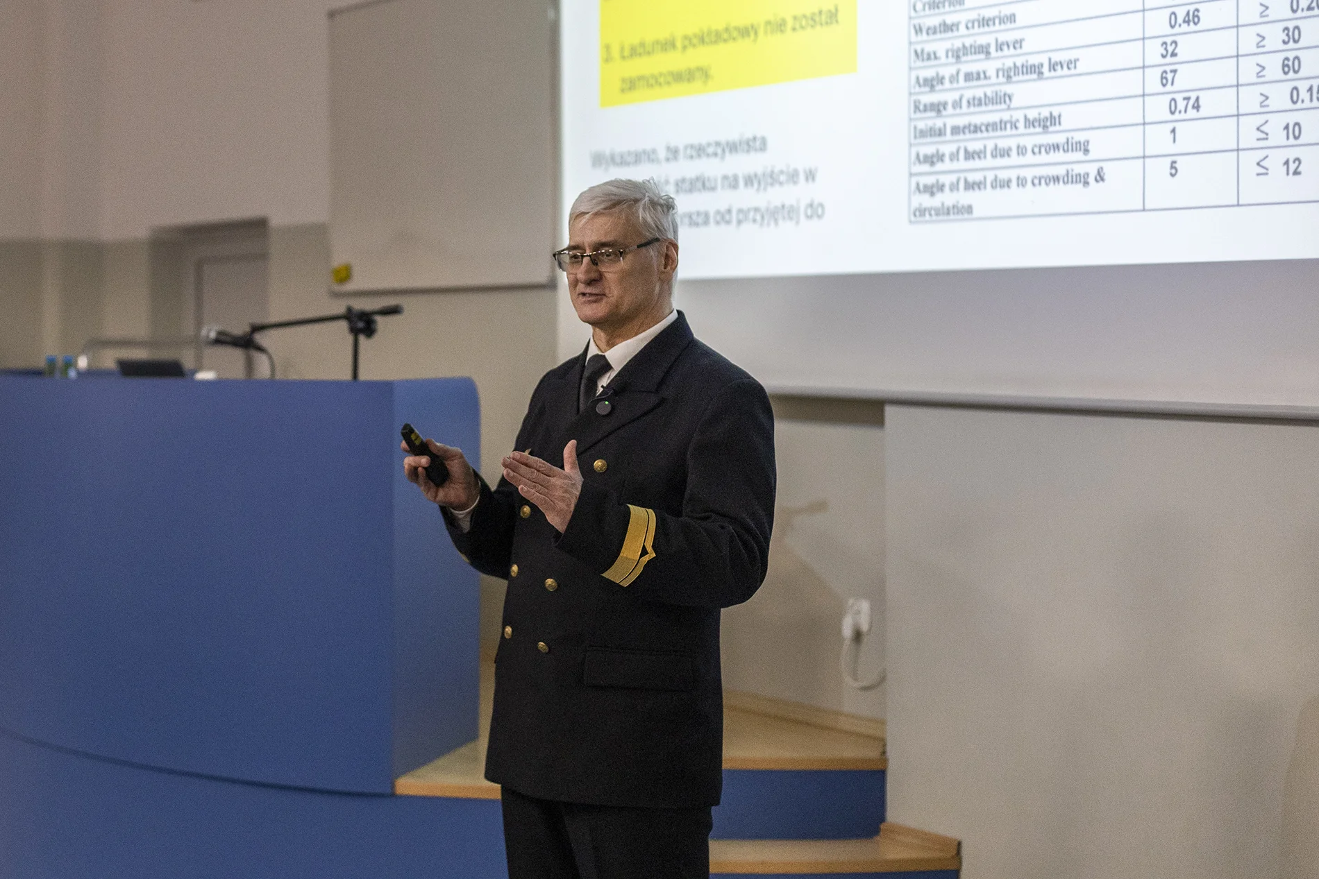 Zbigniew Szozda podczas wykładu