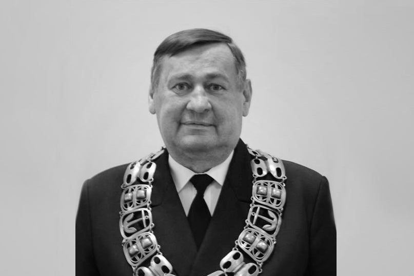 prof. dr hab. inż. Krzysztof Chwesiuk