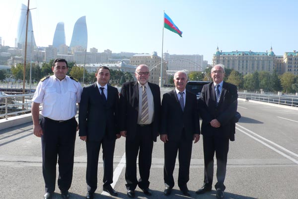 Rektor Akademii Morskiej w Szczecinie prof. dr hab. inż. kpt. ż.w. Stanisław Gucma podczas wizyty w Baku