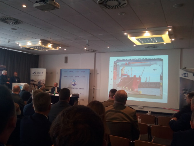   Photo Presentation of the Szczecin and Swinoujscie Seaports Authority