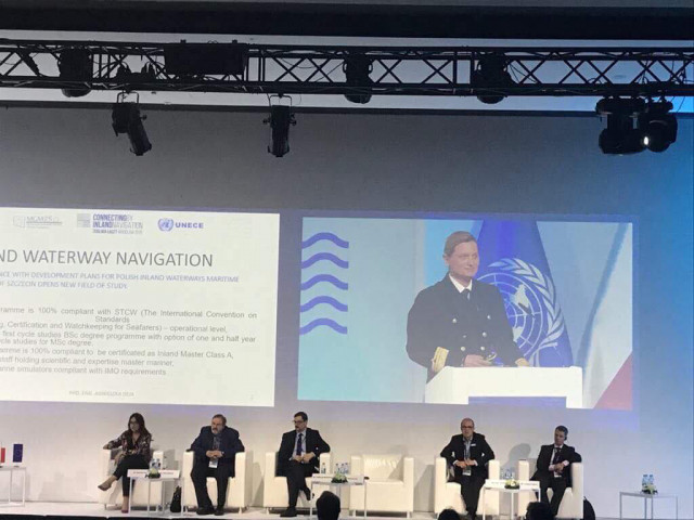 Participants of the International Ministerial Conference "Connecting by Inland Navigation" 