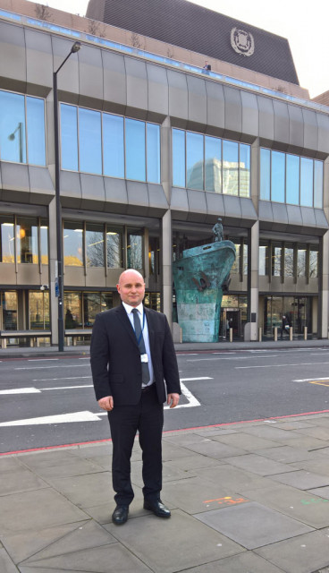 Professor Paweł Zalewski in front of IMO in London