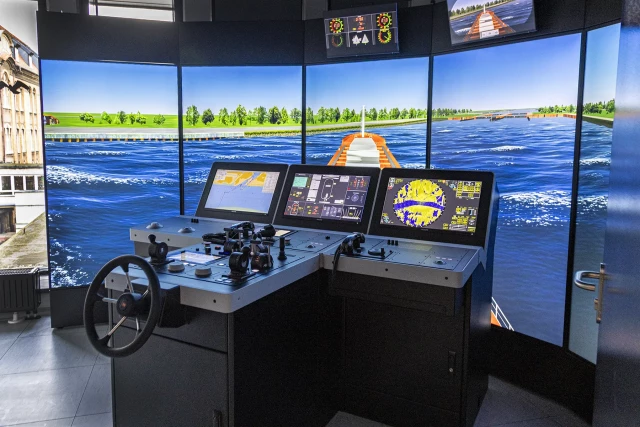 Ship's bridge simulator at MUS Academic Simulation Centre