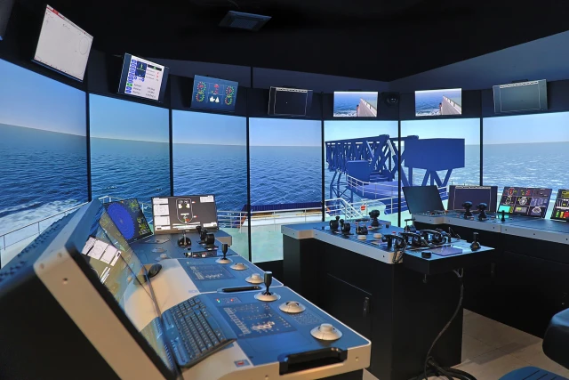 Ship's bridge simulator at MUS Academic Simulation Centre