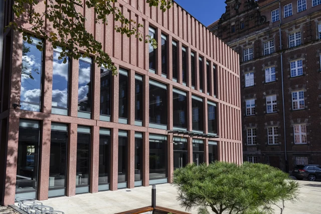 Ukończona budowa projektu Centrum Symulatorów Promów i Offshore