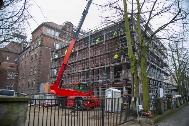 Plac budowy Centrum Symulatorów Promów i Offshore, kwiecień 2025