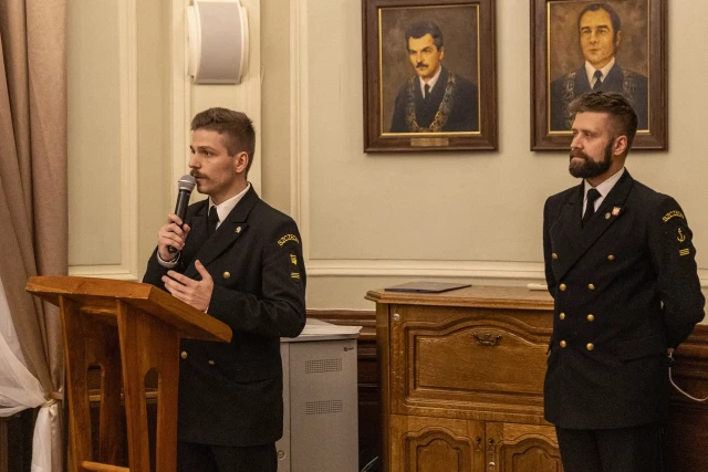 Przewodniczący Parlamentu Studentów PM Michał Silski przemawia do zebranych gości