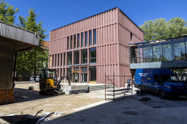 Plac budowy Centrum Symulatorów Promów i Offshore, maj 2025