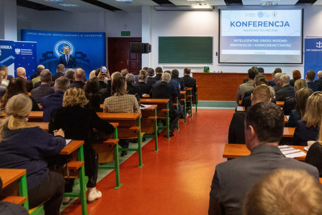 Smart waterways conference: innovation and competitiveness - general view