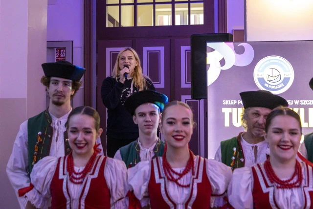 Prorektor  ds. studenckich Agnieszka Deja otwiera  Międzynarodowy Dzień Studentów ma PM