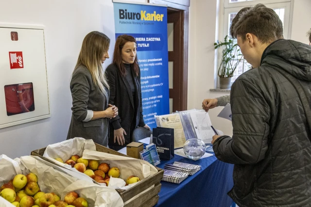 Stanowisko Biura Karier podczas obchodów Międzynarodowego Dnia Studentów ma PM