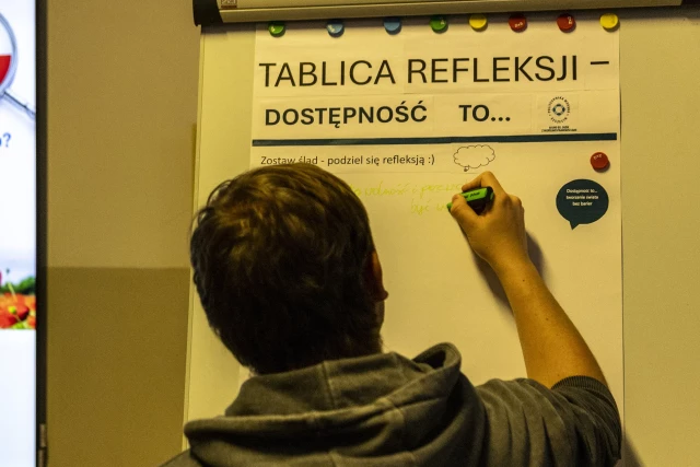 Student podczas obchodów Międzynarodowego Dnia Studentów ma PM