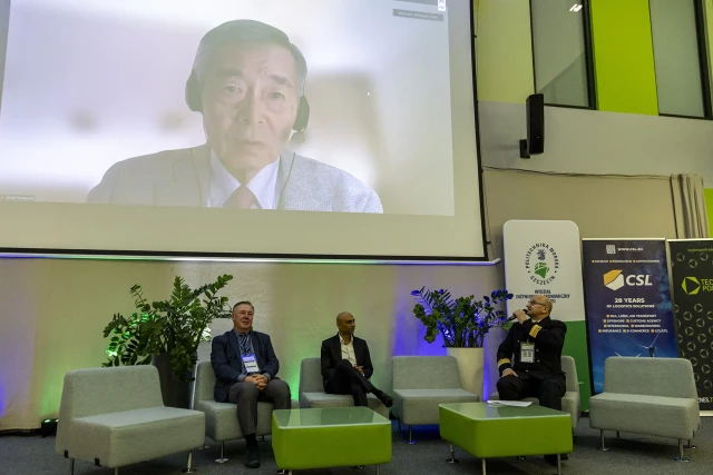 Uczestnicy konferencji podczas obrad