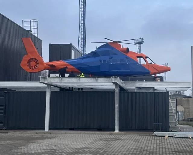 Model helikoptera rzeczywistych rozmiarów do szkoleń w POSRM