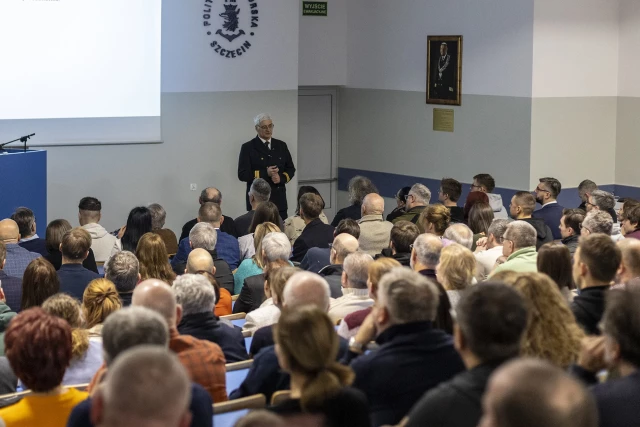 Zbigniew Szozda podczas wykładu