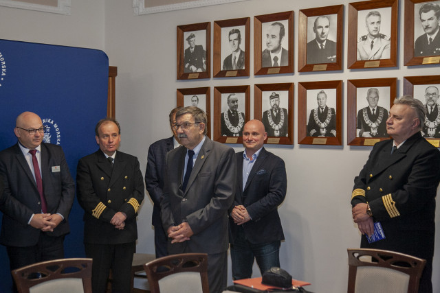Przemówienia podczas oficjalnego otwarcia Klubu Krótkofalowców PZK przy PM