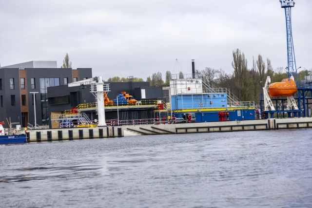 Widok na infrastrukturę szkoleniową POSRM z Odry