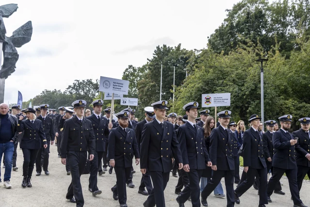 Studenci PM podczas Spacerku na Uniwerek