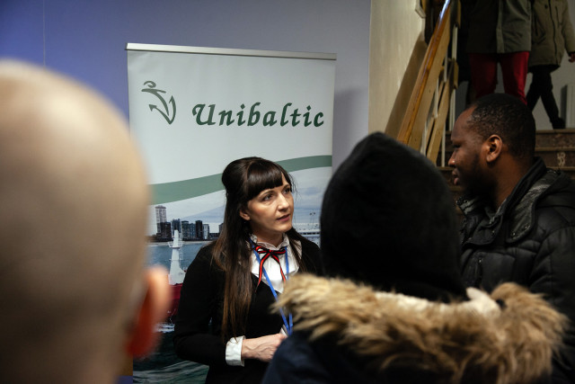 Stoisko firmy Unibaltic Crewing Sp. z o.o. na IV Targach Pracy Politechniki Morskiej w Szczecinie