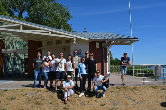 Students visiting marina in Dziwnów