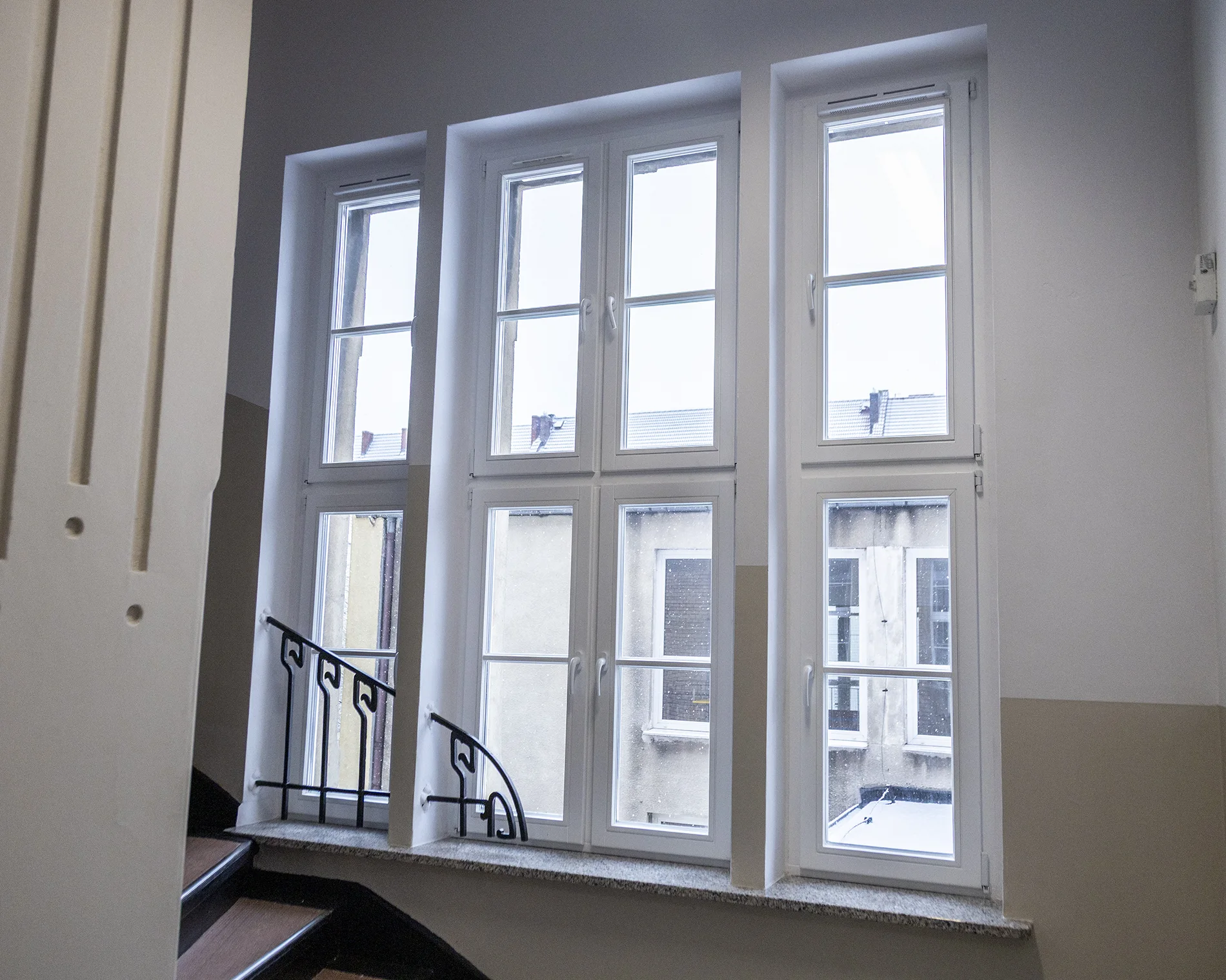 Okna wymienione w budynku PM w styczniu 2026 r.