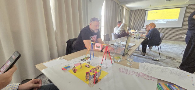 Nauczyciele akademiccy na szkoleniu Design Thinking 