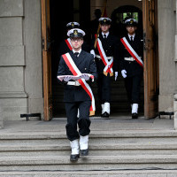  Podniesienie bandery przed budynkiem Akademii Morskiej 