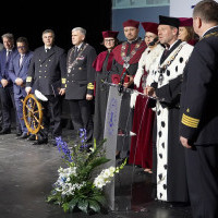 Kolegium Rektorów Zachodniopomorskich i rektorzy polskich uczelni morskich na gali  z okazji 75-lecia szkolnictwa morskiego na Pomorzu Zachodnim