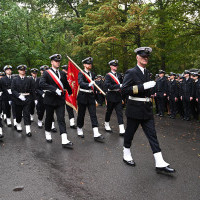 Kompania Honorowa Politechniki Morskiej w Szczecinie w marszu