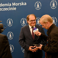 Sekretarz stanu Marek Gróbarczyk podczas wywiadu dla Twoje Radio