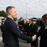 Wręczanie odznaczenia przez Sekretarza Stanu A. Marchewkę