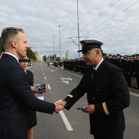 Wręczanie odznaczenia przez Sekretarza Stanu A. Marchewkę