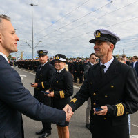 Wręczanie odznaczenia przez Sekretarza Stanu A. Marchewkę