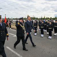 Odbiór pododdziałów studentów przed inauguracją przez Sekretarza Stanu A. Marchewkę