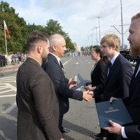 Wręczenie stypendiów i listów gratulacyjnych od Marszałka Województwa Zachodniopomorskiego dla studentów PM