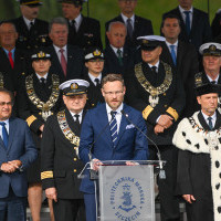 Wojewoda Zachodniopomorski Zbigniew Bogucki przemawia podczas inauguracji roku akademickiego Politechniki Morskiej w Szczecinie
