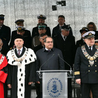 Władze PM i zaproszeni goście na uroczystości inauguracji nowego roku akademickiego 2022/23 na Politechnice Morskiej w Szczecinie