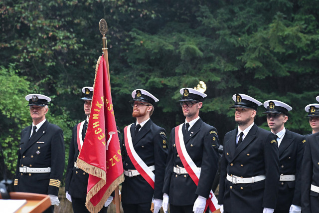 Kompania Honorowa Politechniki Morskiej w Szczecinie podczas apelu pamięci