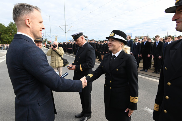 Wręczanie odznaczenia przez Sekretarza Stanu A. Marchewkę