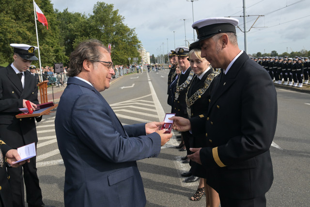 Wręczanie odznaczeń pracownikom Politechniki Morskiej w Szczecinie