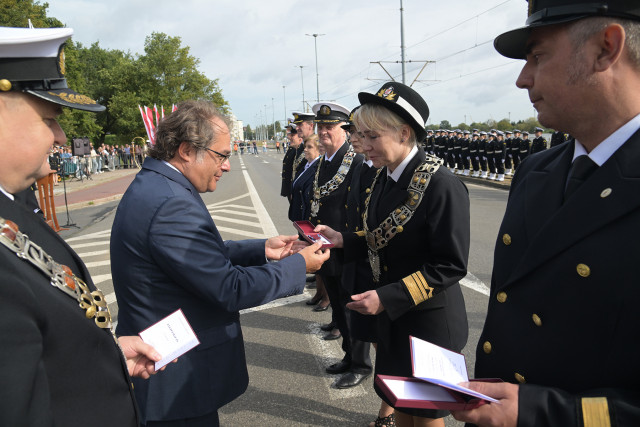 Wręczanie odznaczeń pracownikom Politechniki Morskiej w Szczecinie