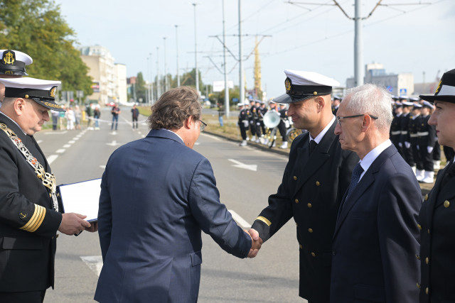 Wręczanie promocji doktorskich i habilitacyjnych pracownikom Politechniki Morskiej w Szczecinie
