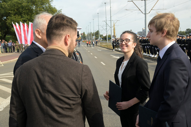 Wręczenie stypendiów i listów gratulacyjnych od Marszałka Województwa Zachodniopomorskiego dla studentów PM