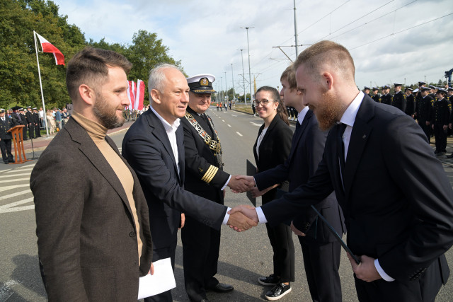 Wręczenie stypendiów i listów gratulacyjnych od Marszałka Województwa Zachodniopomorskiego dla studentów PM
