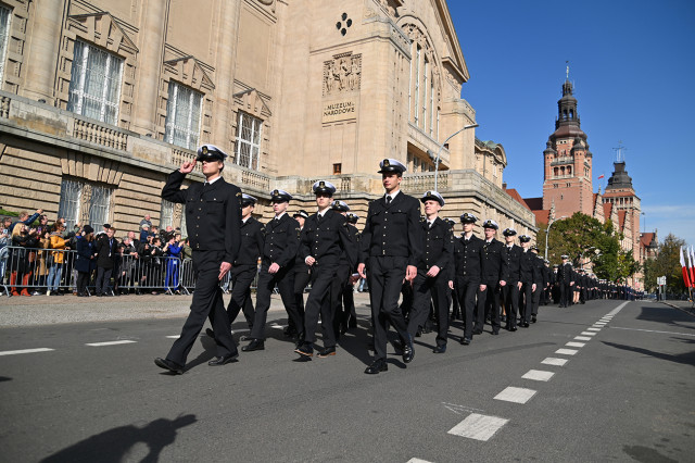 Studenci AMS podczas inauguracji roku akademickiego 2021/2022.