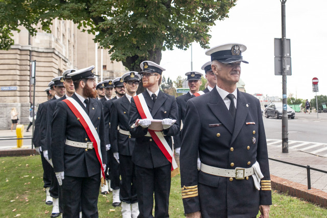 Poczet Sztandarowy Politechniki Morskiej w Szczecinie podczas uroczystości zmiany nazwy uczelni