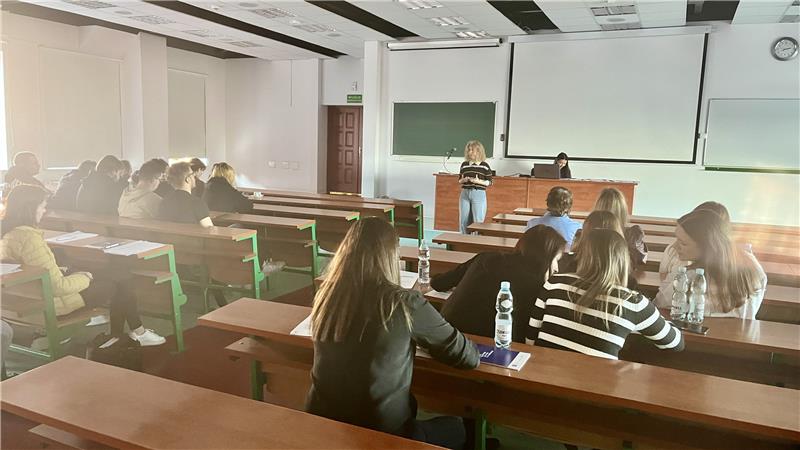 Zdjęcie uczestników podczas szkolenia świadomościowego