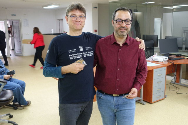 Wykładowca dr inż. Bogusz Wiśnicki wraz z wykładowcą Uniwersytetu Wielkotyrnowskiego