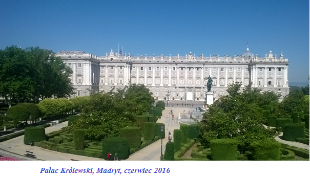 Widok na budynek Pałacu Królewskiego