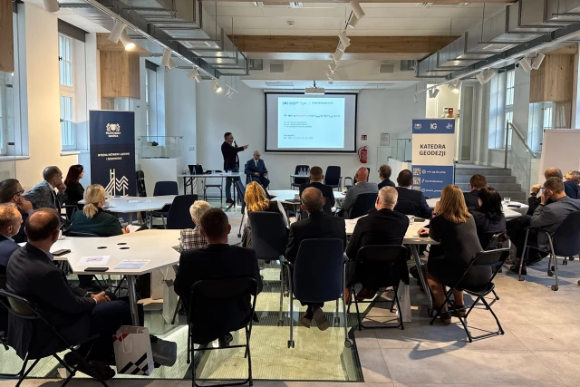 Uczestnicy Konwentu Dziekanów Wydziałów Geodezyjnych podczas obrad, fot. Politechnika Gdańska